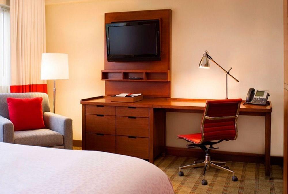 Four Points By Sheraton Hotel Midland